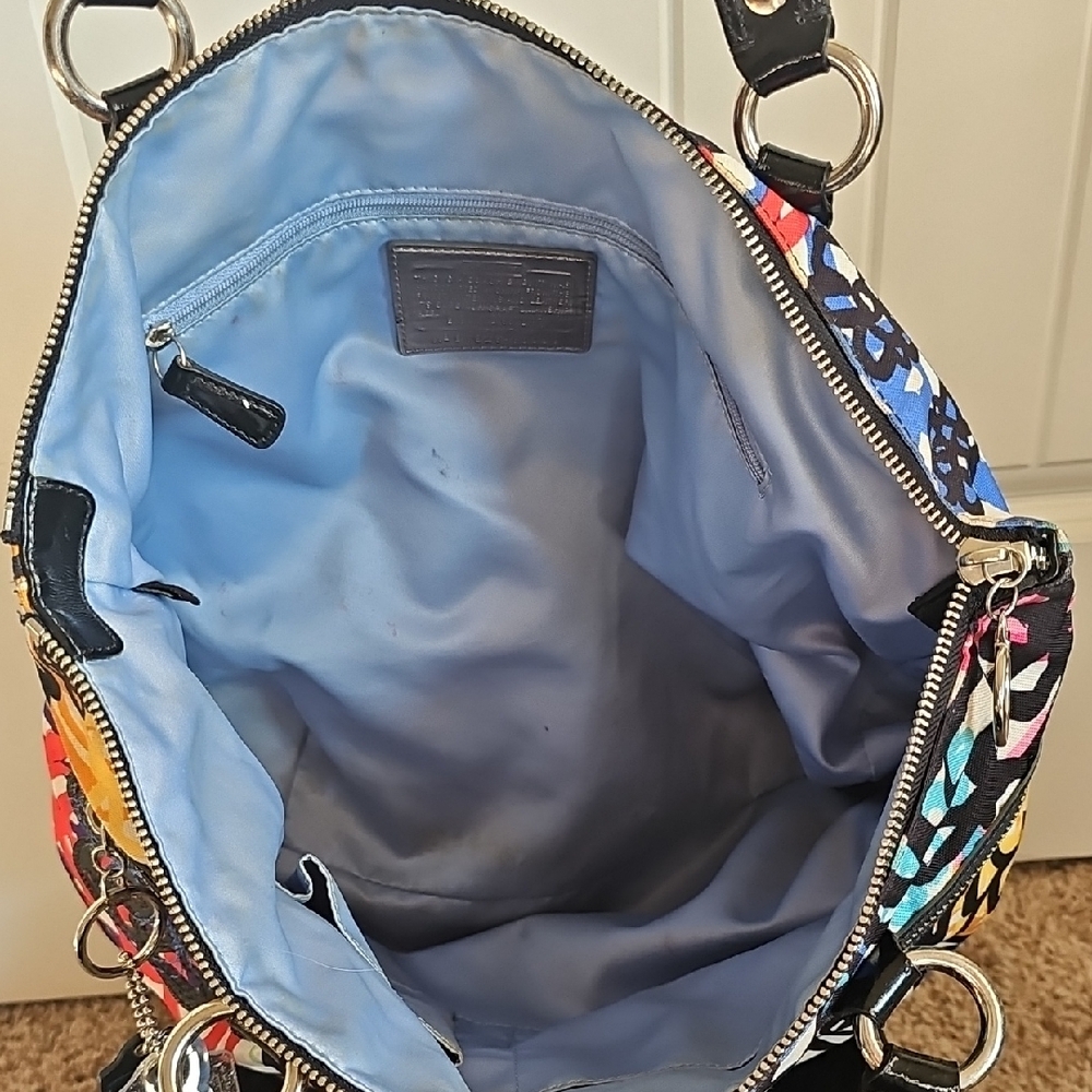 Coach Poppy Graphic Blossom Graffiti Glam Tote - Picture 12 of 16